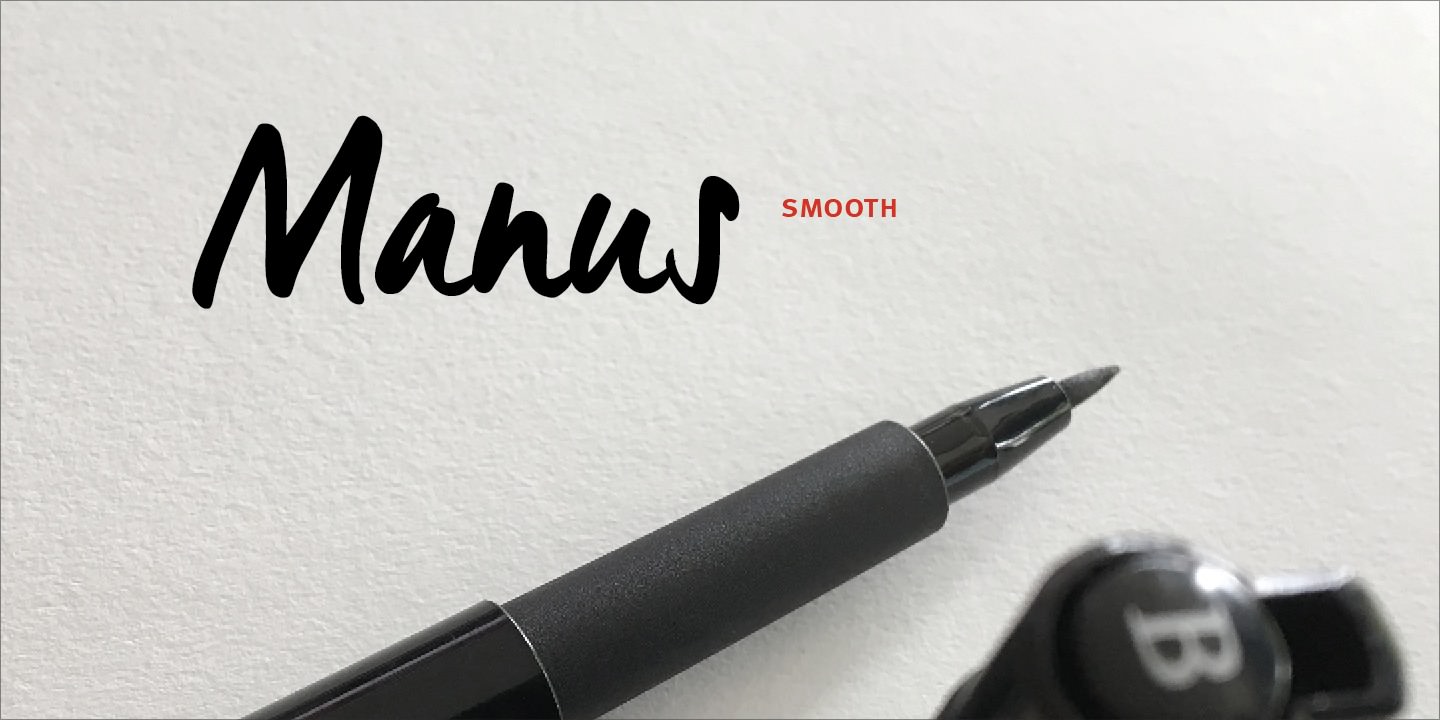Manus Smooth Font